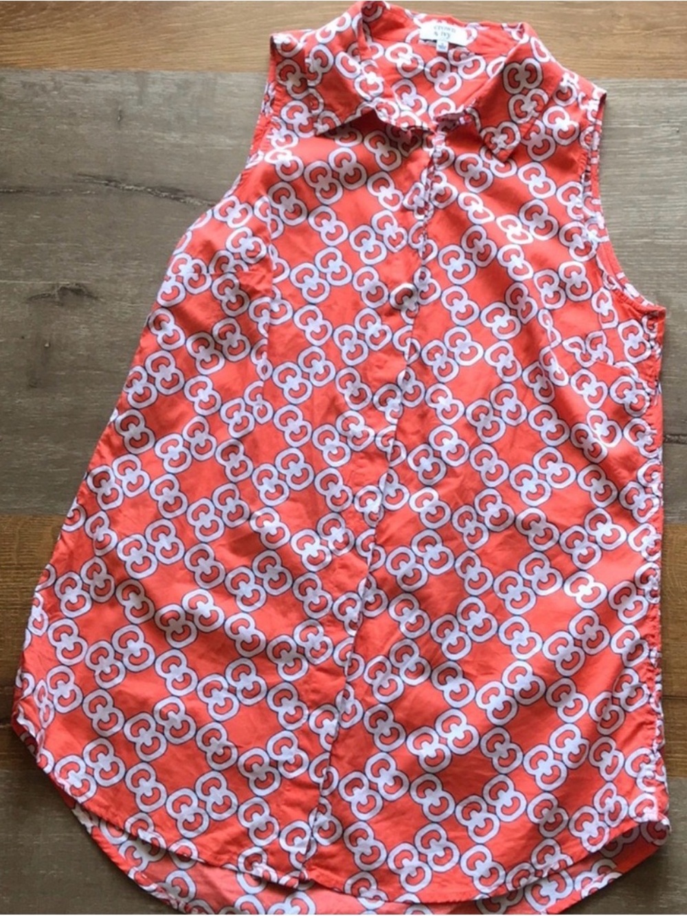 crown & ivy Coral and White Geometric Collar Blouse